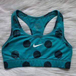 women’s nike sports bra